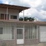 Vendo Amplia Casa en Turmero, www.visioninmobiliaragua.com.ve