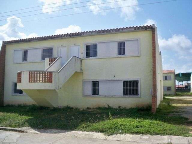 Casa en venta en tucacas en tucacas rah:12-5637 en Tucacas - Casas en venta  | 123114