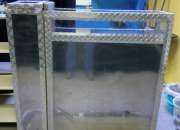 Mueble exhibidor metalico cromado con parte super…, usado segunda mano  Caracas